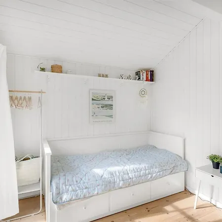 Anita - 400m From The Sea By Interhome *