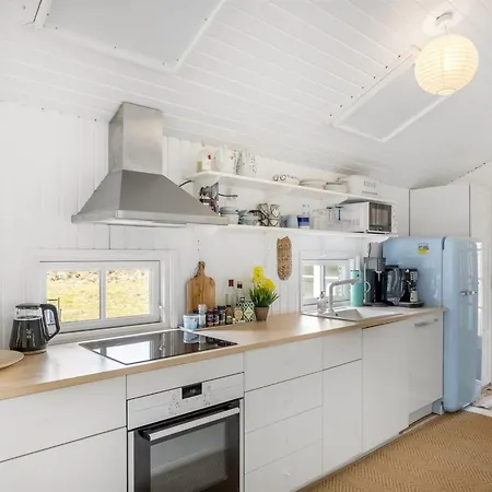 Anita - 400m From The Sea By Interhome *